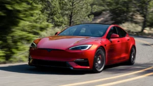 تصادف تسلا Model S Plaid